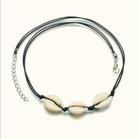 Shell Choker - Picture 3 of 4